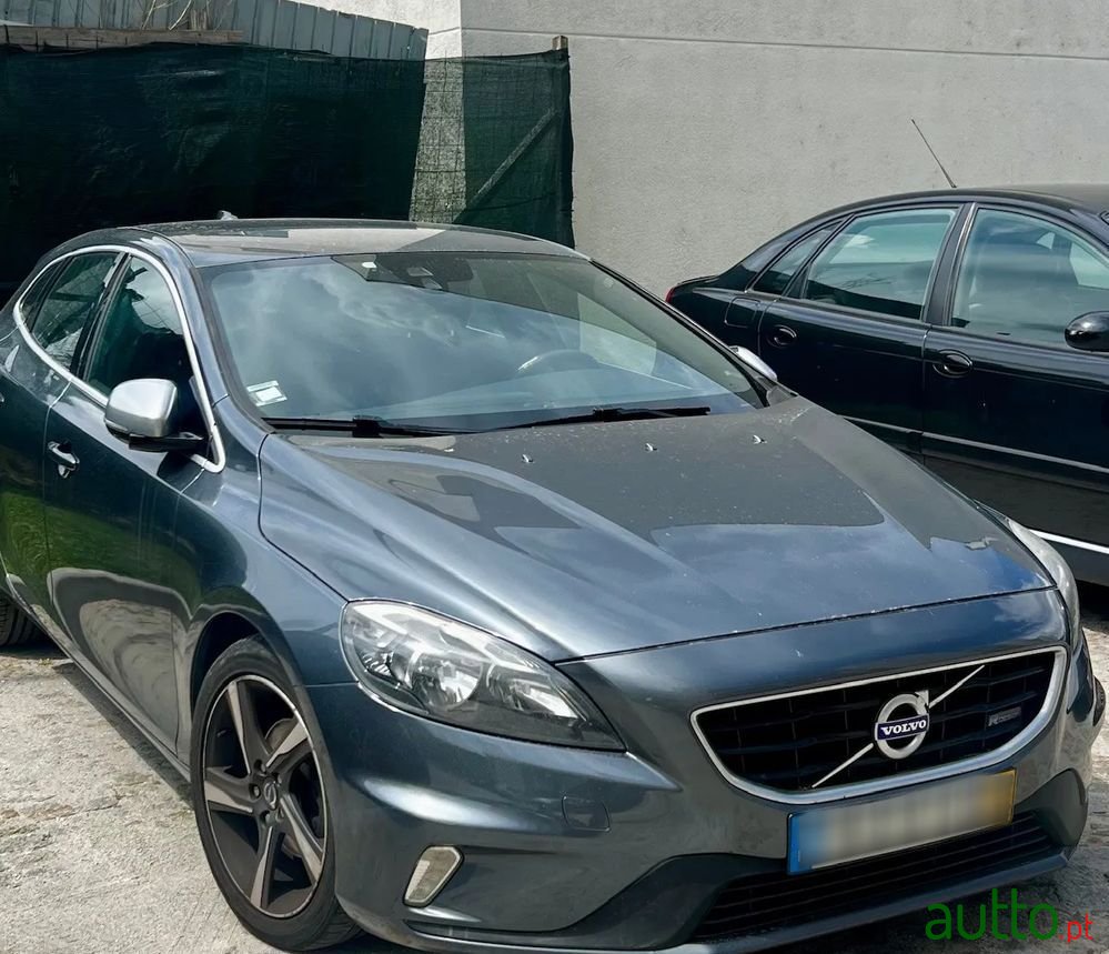 2013' Volvo V40 1.6 D2 R-Design photo #5