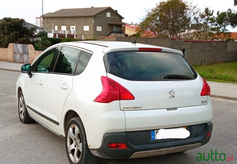 2013' Peugeot 3008 photo #3