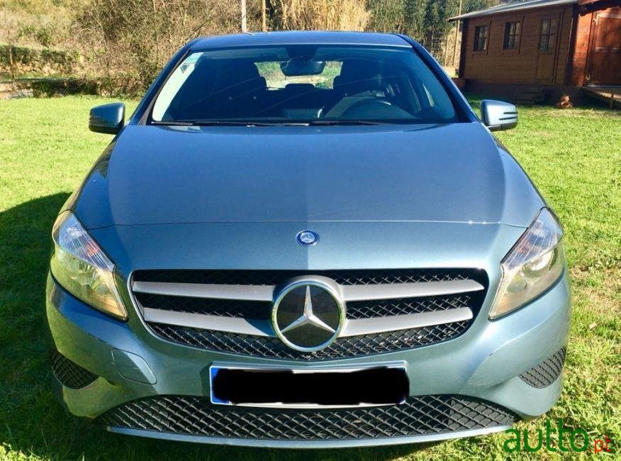 2014' Mercedes-Benz A-180 Blueefficiency photo #1