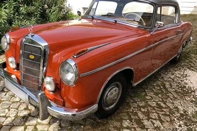 1970' Mercedes-Benz 220