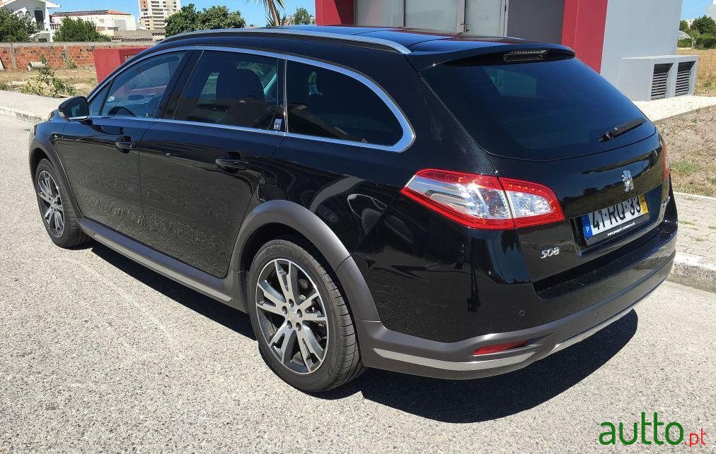 2013' Peugeot 508 RXH 2.0 HDi Hybrid4 2-Tronic photo #2