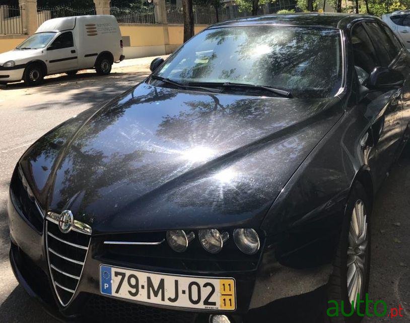 2011' Alfa Romeo 159 Sportwagon Jtdm photo #3