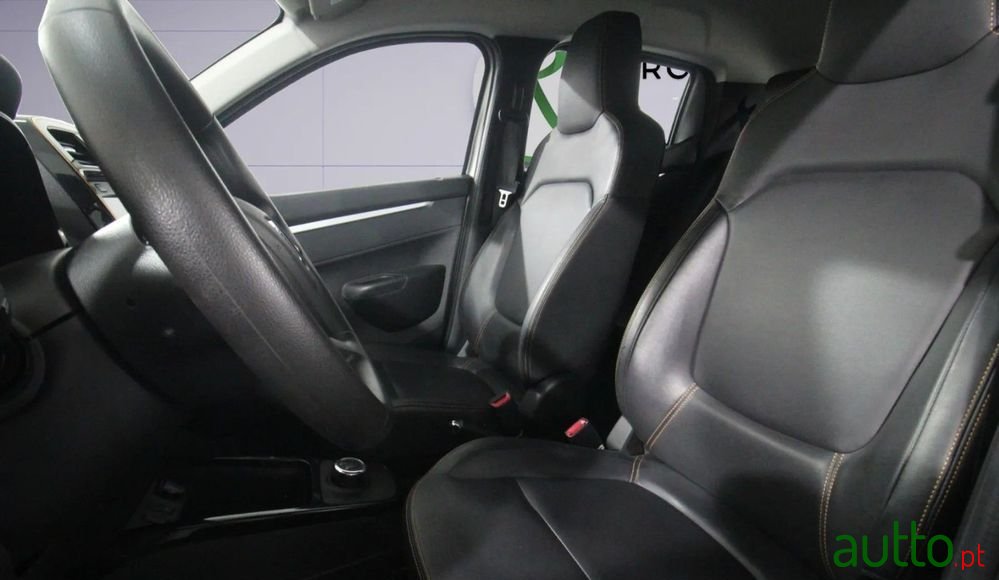 2022' Dacia Spring Comfort photo #6