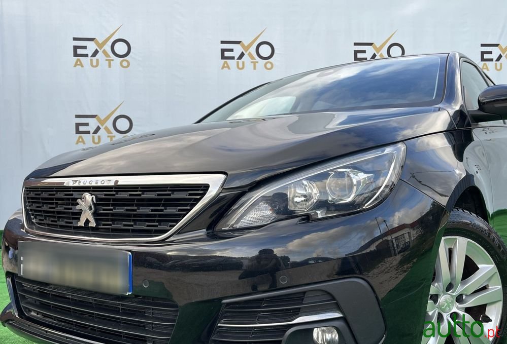 2019' Peugeot 308 Sw photo #2