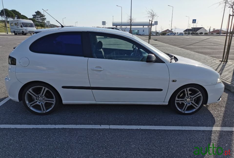 2007' SEAT Ibiza photo #5