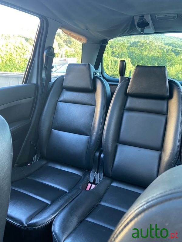 2004' Peugeot 307 Sw photo #5