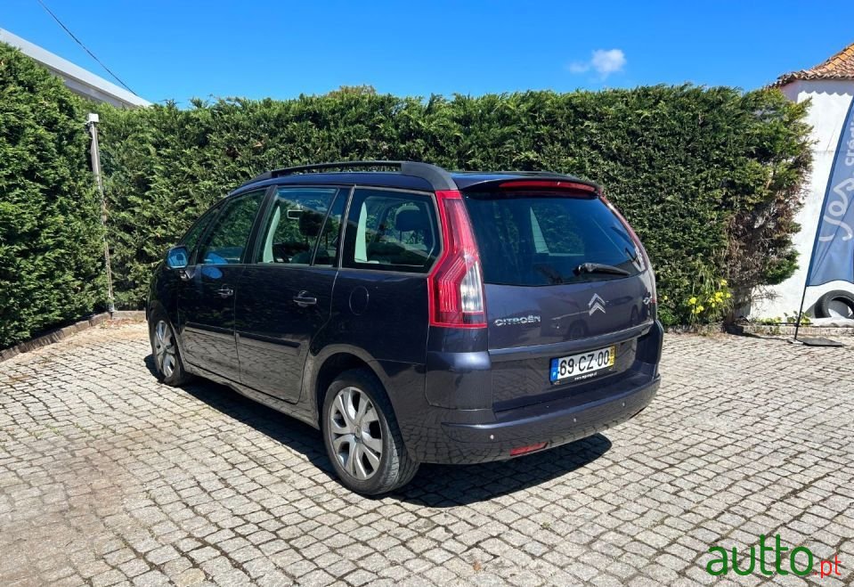 2007' Citroen C4 Grand Picasso photo #4