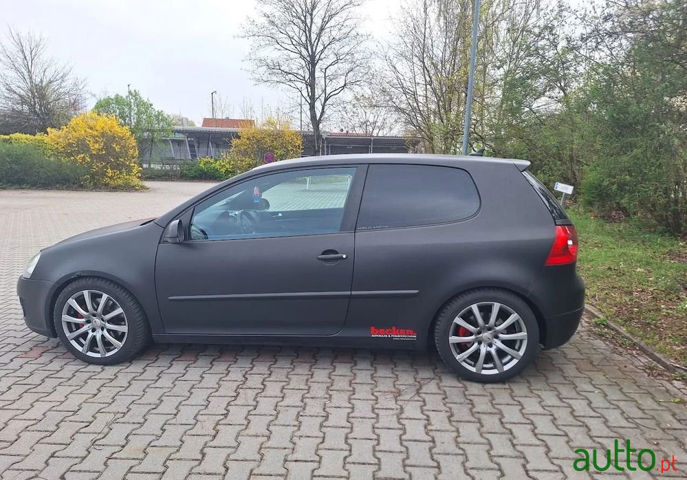 2006' Volkswagen Golf photo #1