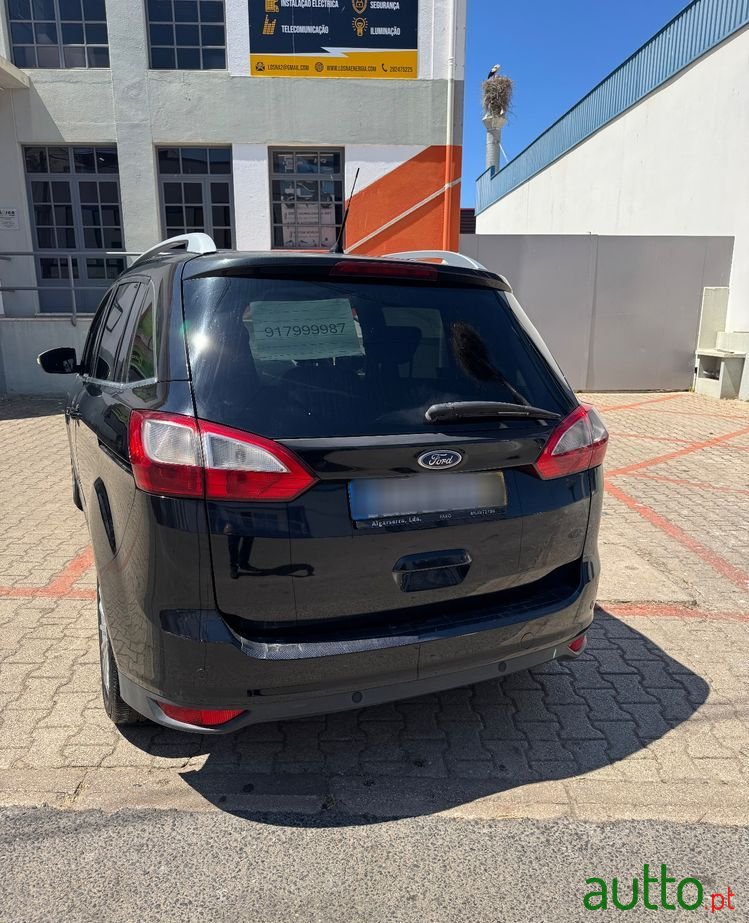 2012' Ford Grand C-MAX photo #5