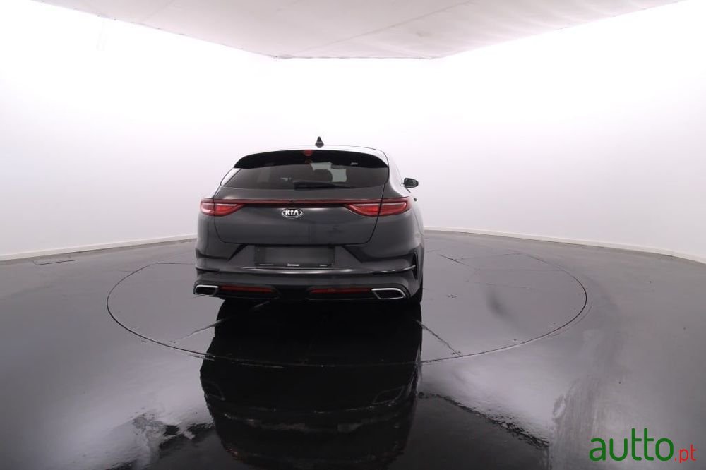 2021' Kia Proceed 1.6 Crdi Gt Line 7Dct photo #6