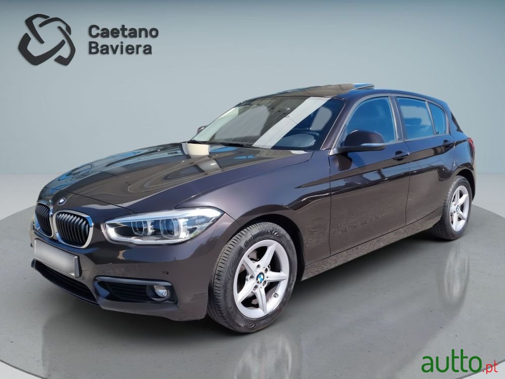 2019' BMW Série 1 D Advantage photo #1