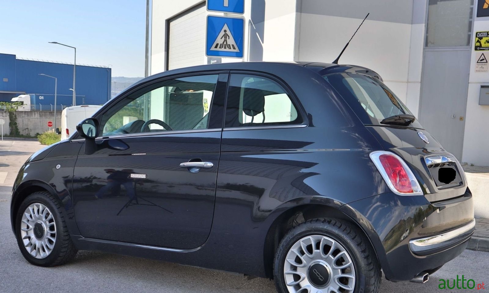 2011' Fiat 500 photo #2