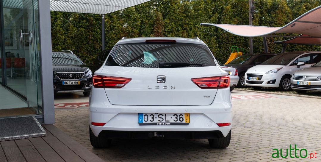 2017' SEAT Leon St photo #3