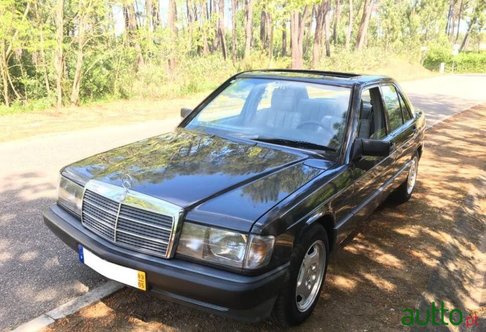 1989' Mercedes-Benz 190 photo #2
