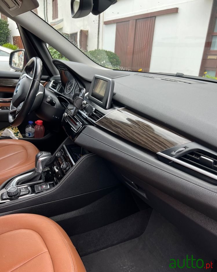 2016' BMW Série 2 D Line Luxury Auto photo #5