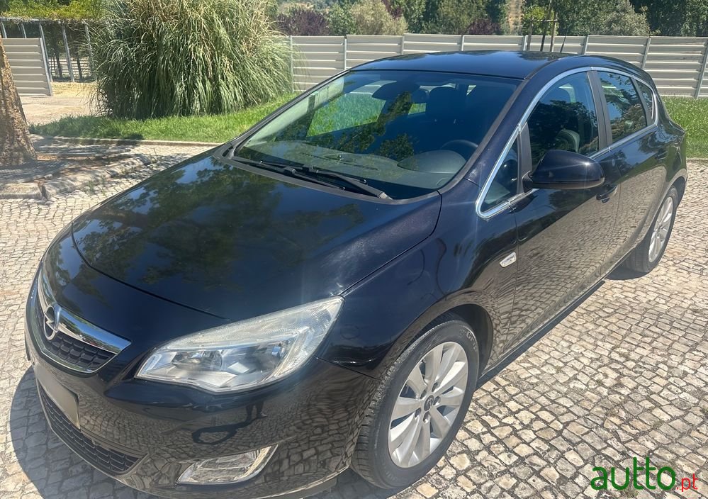 2010' Opel Astra 1.7 Cdti Enjoy photo #5
