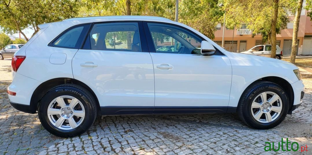 2009' Audi Q5 S--Tronic photo #4