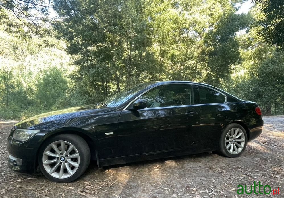 2012' BMW 320 photo #4