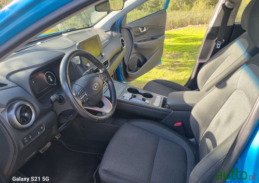 2022' Hyundai Kauai 39 Kwh Premium photo #4