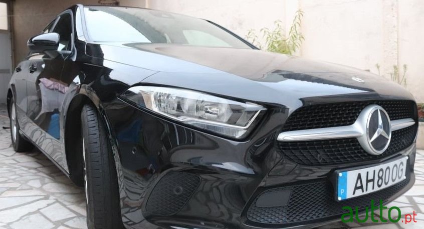 2018' Mercedes-Benz A-180 photo #2