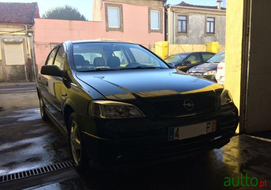 2000' Opel Astra 1.4 16V Club photo #1