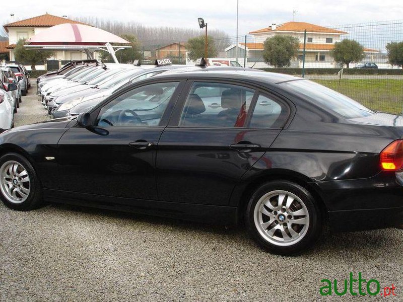 2005' BMW 320 D photo #2