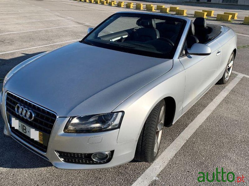 2009' Audi A5 2.0 Tdi photo #3
