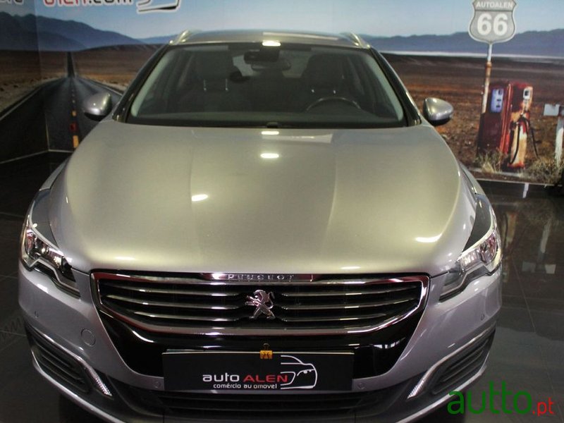 2016' Peugeot 508 Sw photo #2