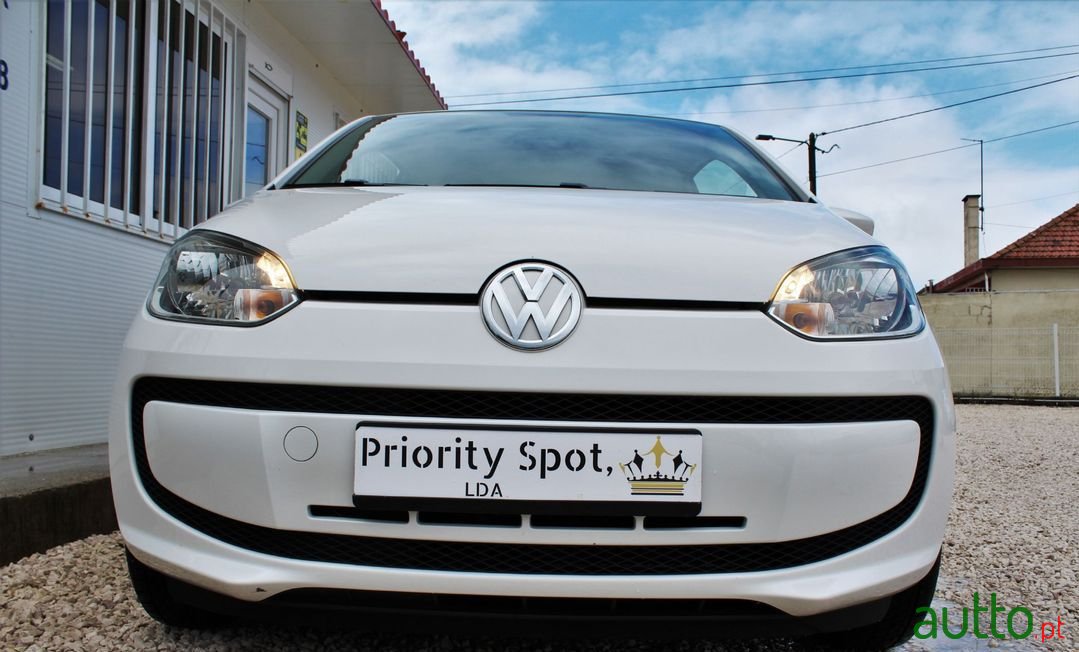 2016' Volkswagen Up photo #2