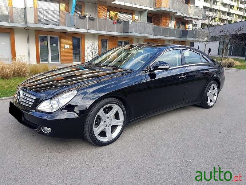 2006' Mercedes-Benz CLS 320 CDI 7G-TRONIC photo #2