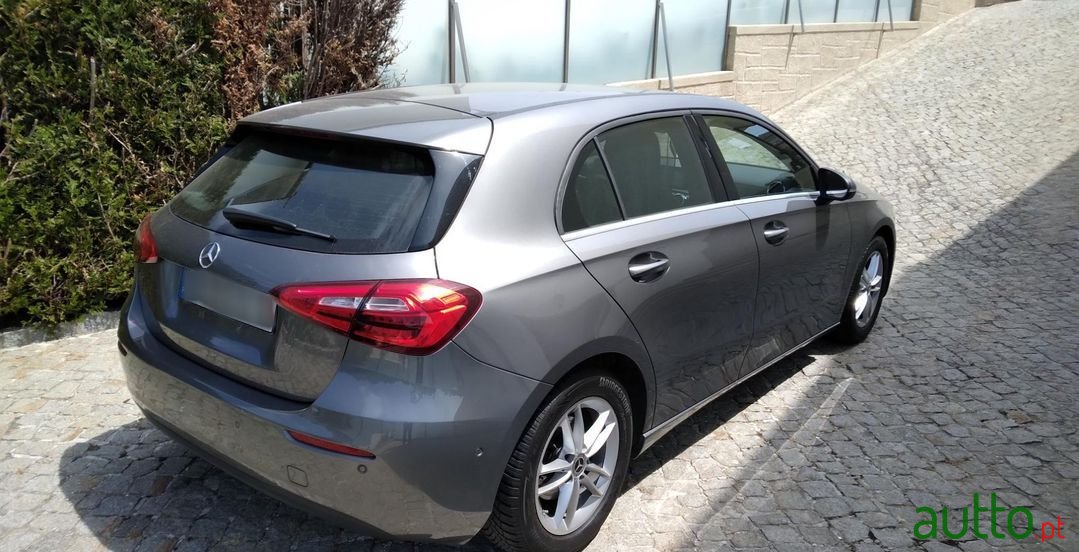 2022' Mercedes-Benz A-180 photo #3