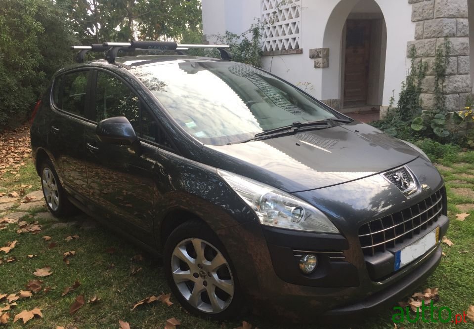 2013' Peugeot 3008 photo #3