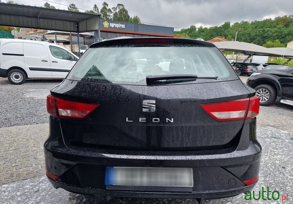 2017' SEAT Leon St 1.6 Tdi Style S/S photo #6