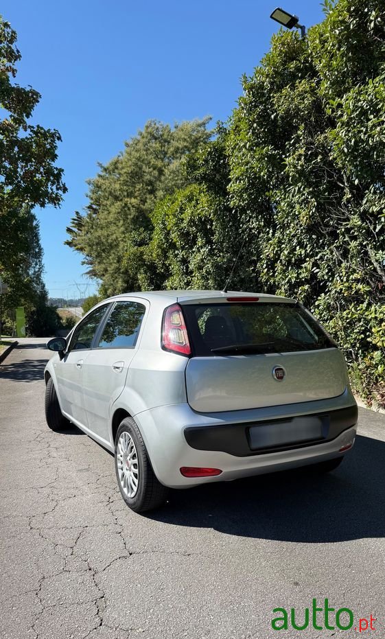 2011' Fiat Punto Evo 1.3 M-Jet Dynamic Style photo #2