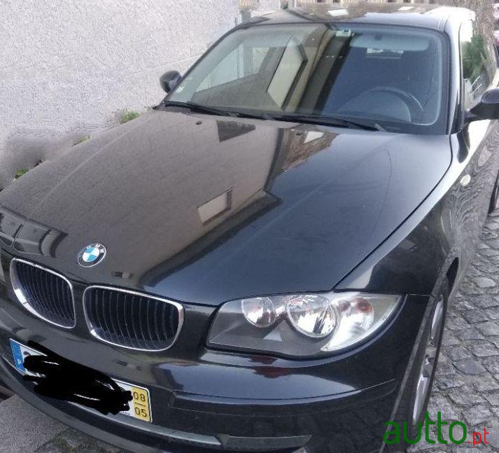 2008' BMW 118 D photo #3