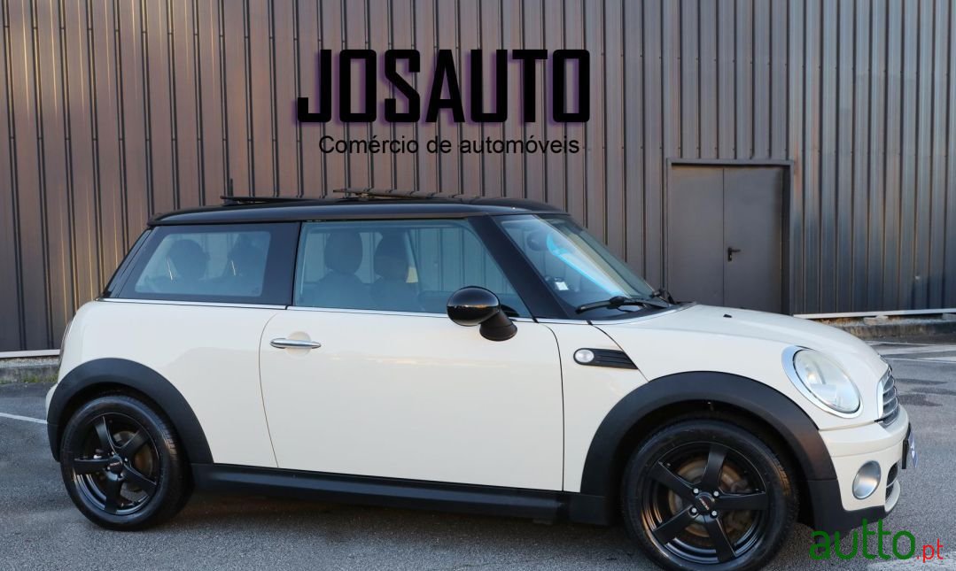 2008' MINI One photo #3