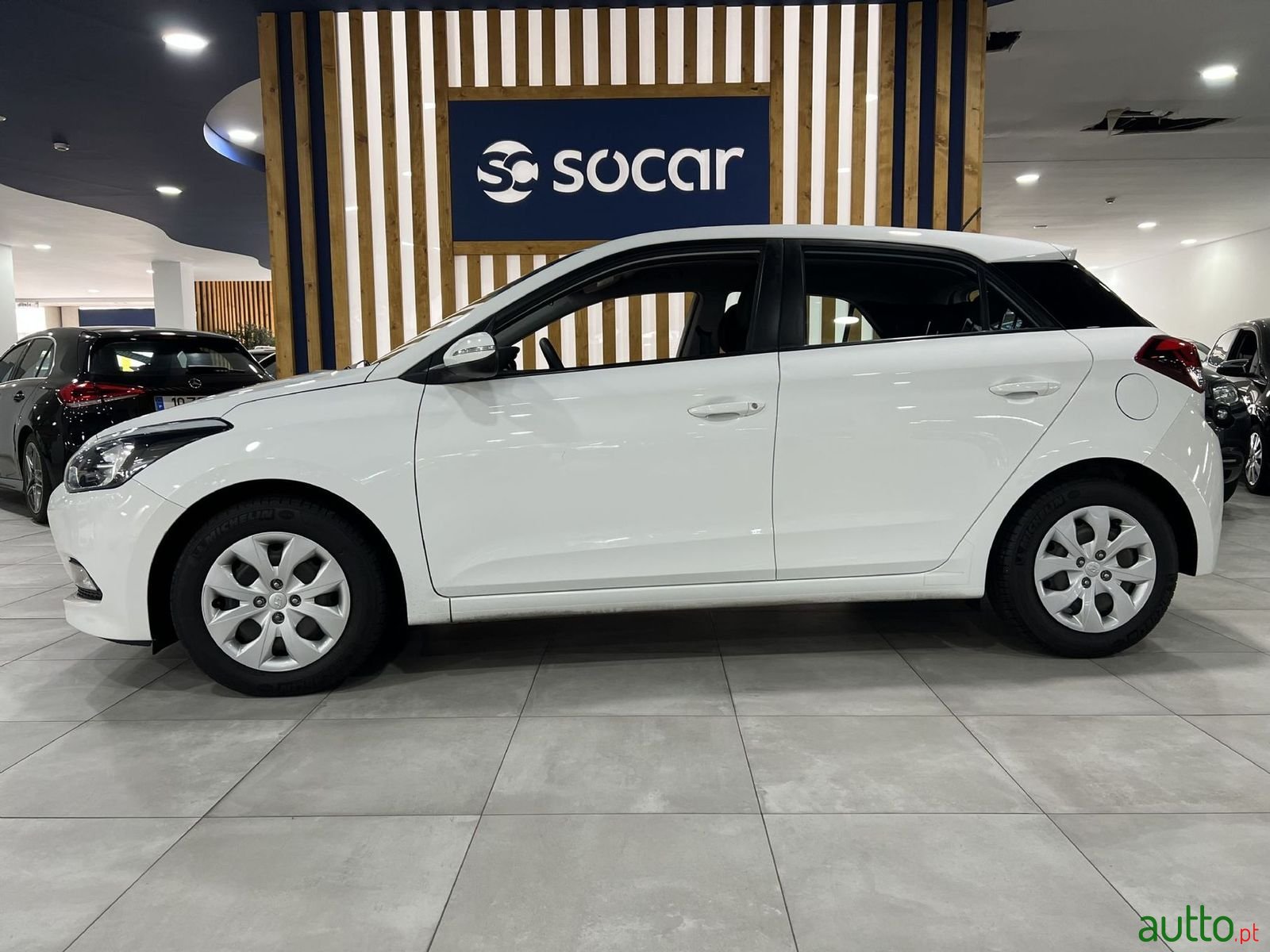 2018' Hyundai i20 photo #2