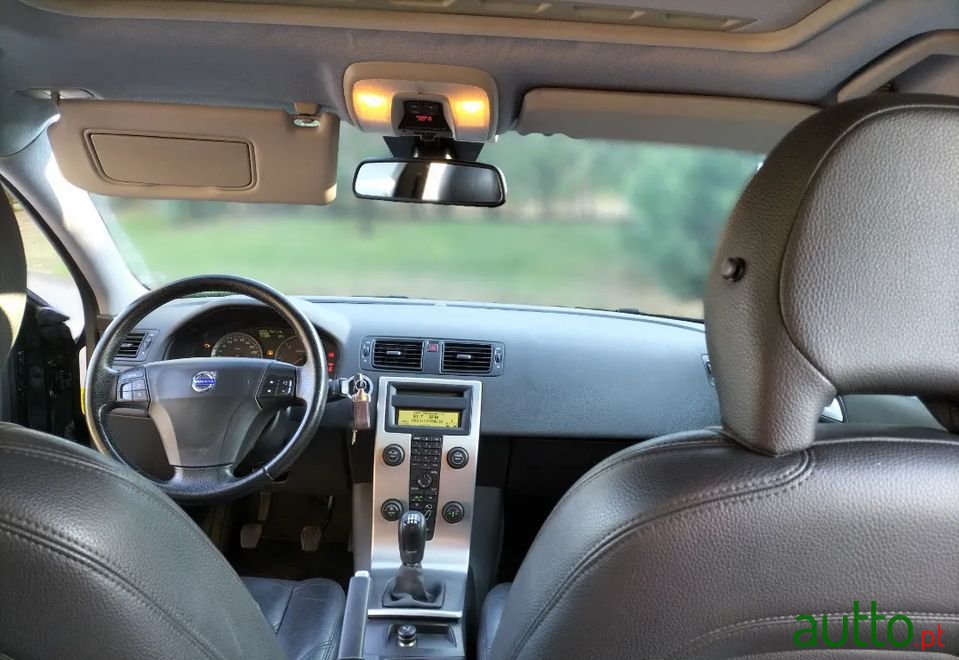 2007' Volvo V50 photo #1