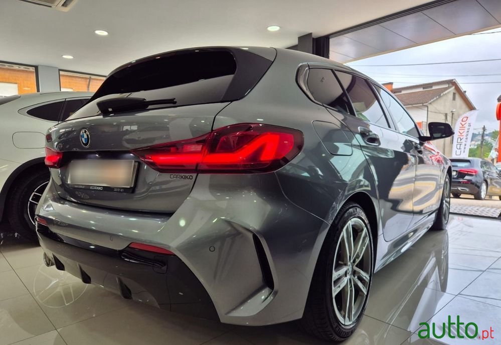 2022' BMW Série 1 photo #5