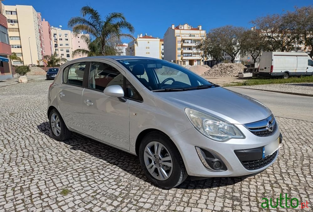 2011' Opel Corsa 1.2 Go! photo #1
