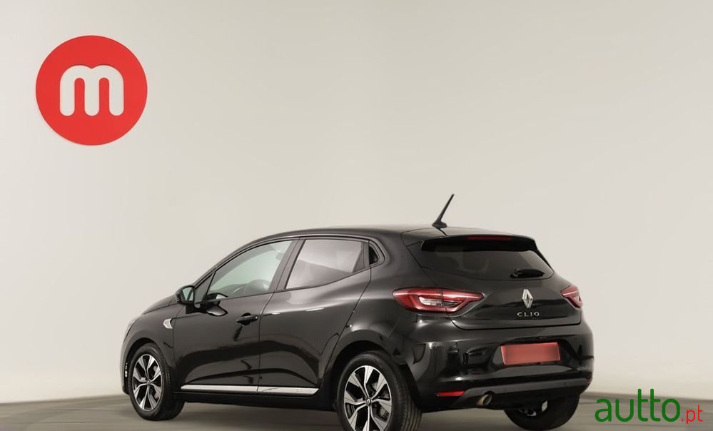 2021' Renault Clio photo #3