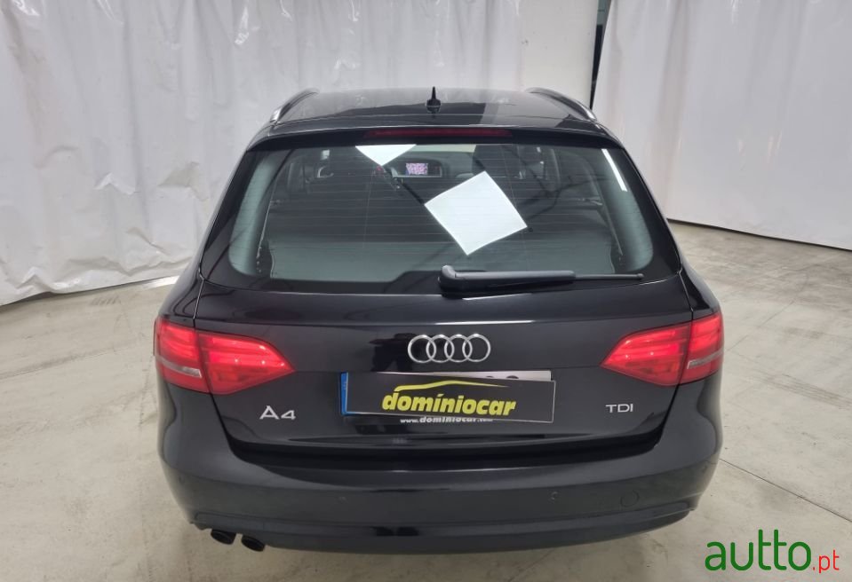 2012' Audi A4 Avant photo #5