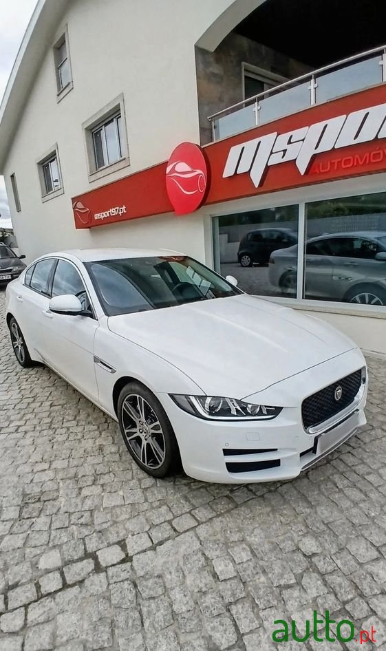 2015' Jaguar XE 2.0 D Prestige Aut. photo #2