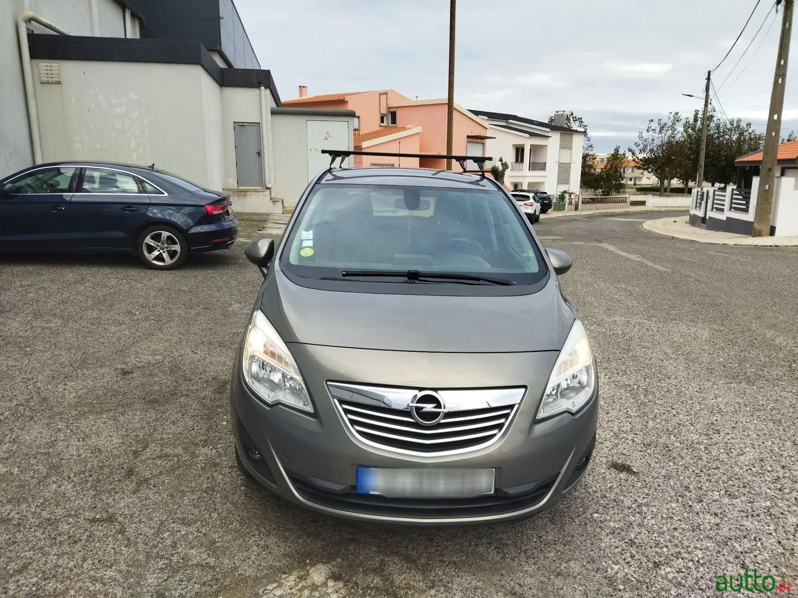 2011' Opel Meriva photo #2