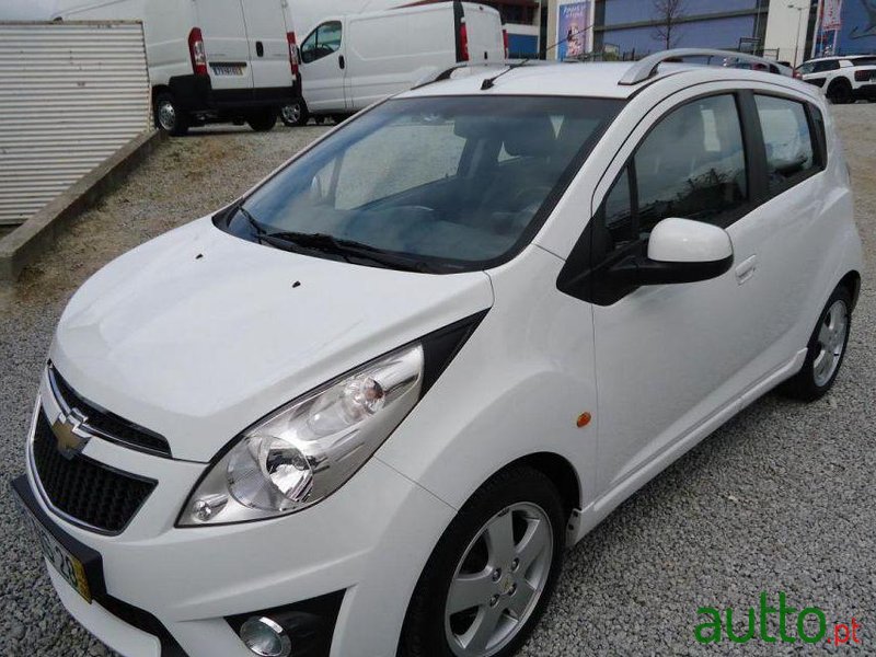 2013' Chevrolet Spark 1.2 Lt photo #1