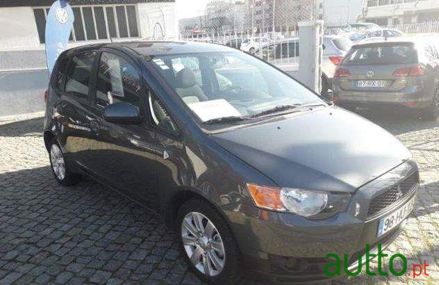 2009' Mitsubishi Colt 1.1 Invite photo #1