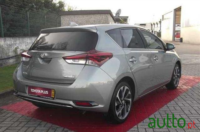 2016' Toyota Auris 1.4 D-4D Comfort+Pack Sport photo #1