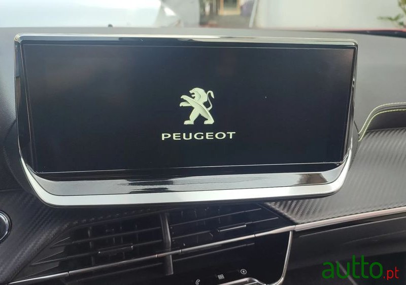 2021' Peugeot e-2008 Gt photo #4