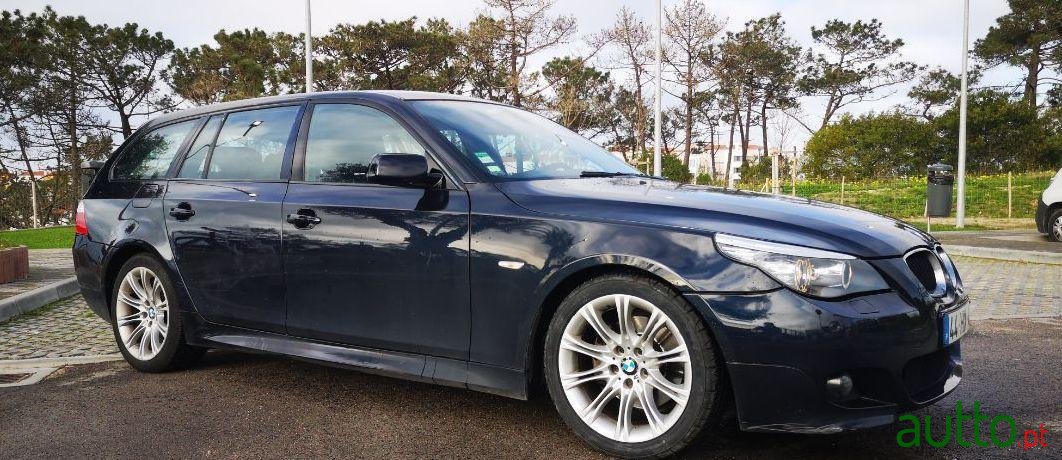 2009' BMW 520 photo #2