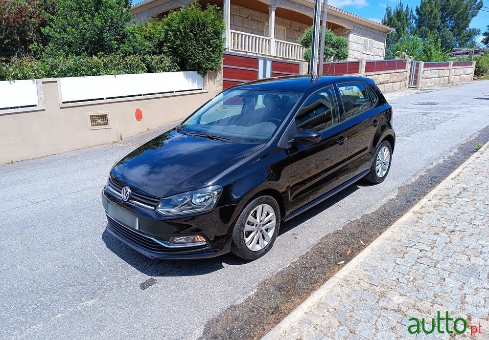 2017' Volkswagen Polo photo #5